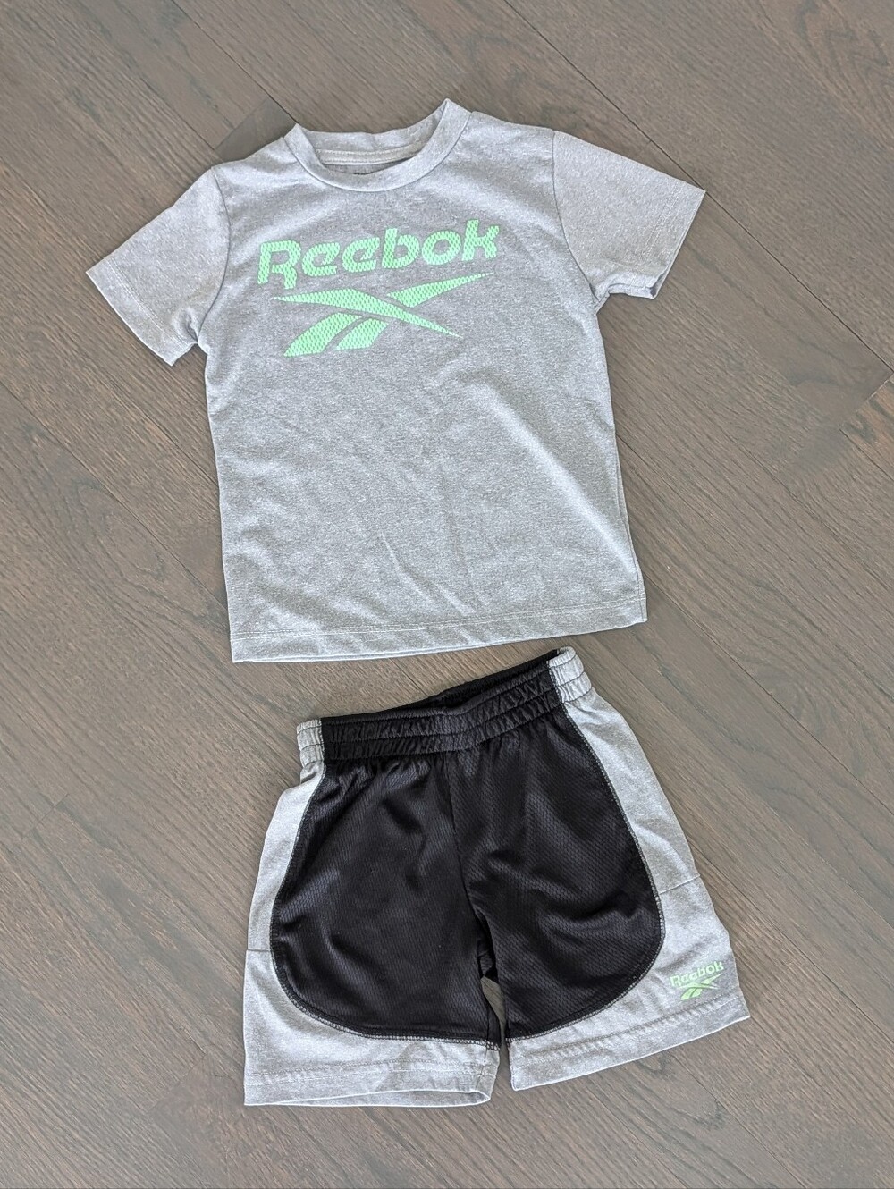 Reebok Toddler Boys Athletic Shorts T-Shirt Outfit Set, 2T